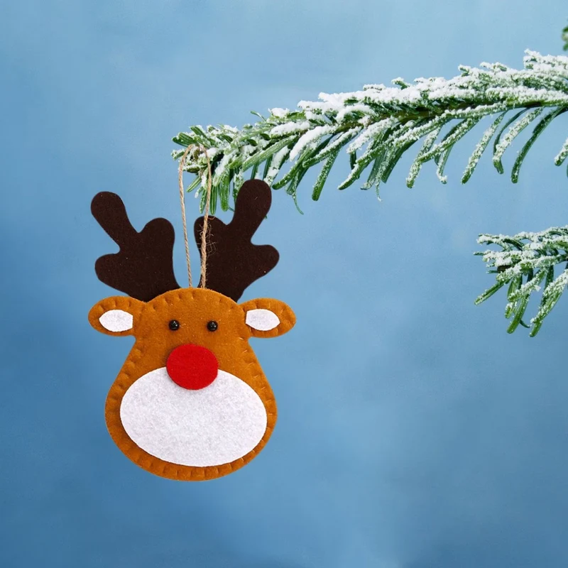 Dekorative Weihnachtsbaumornamente in Rentierform