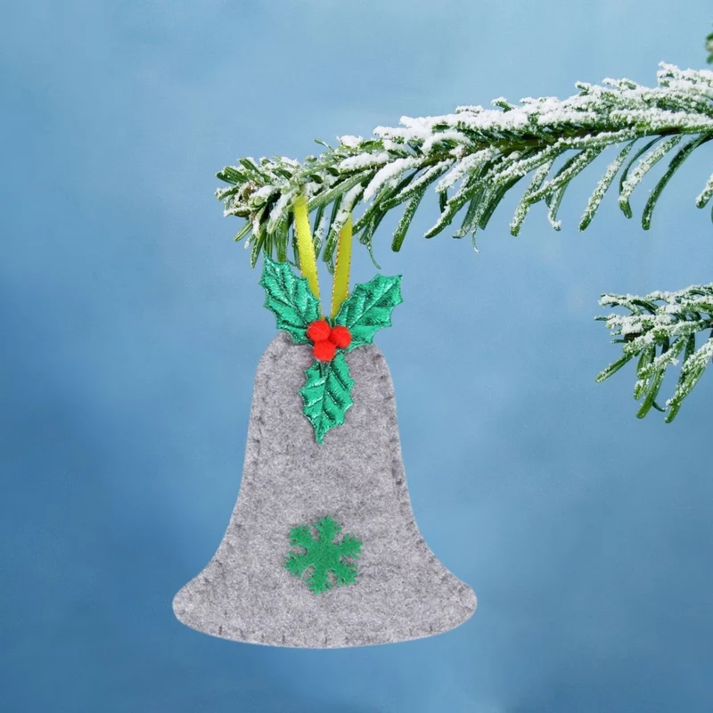 Dekorative Weihnachtsbaumornamente in Rentierform