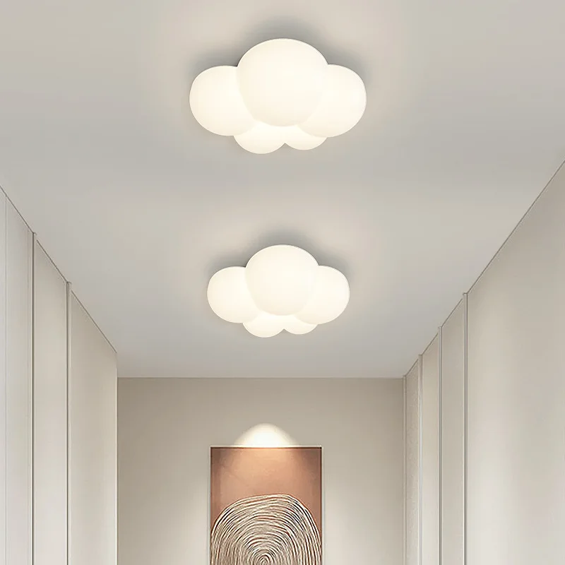WhiteCloud Lampe – Stilvolle LED-Wandleuchte für Kinder Skanto