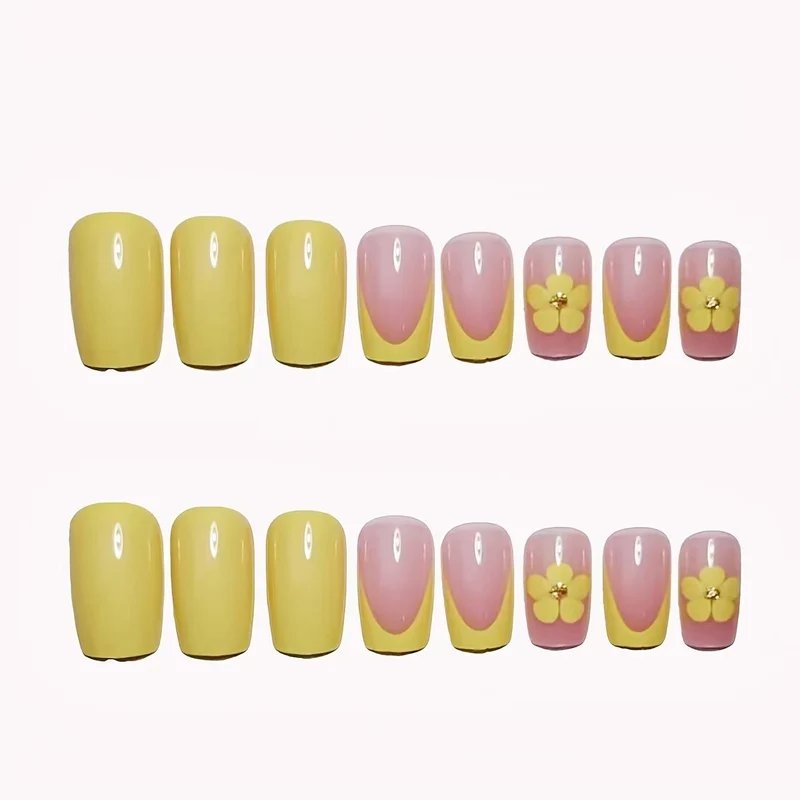 Künstlerisches Floral Design Nagelset