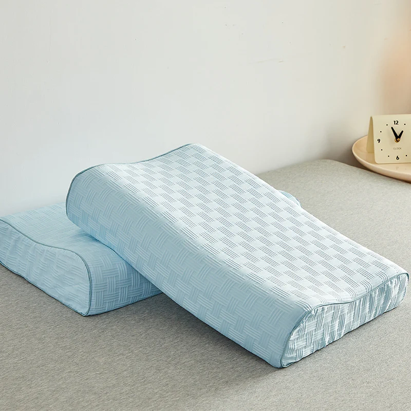 Orthopädisches Nackenstützkissen mit ergonomischer Form und belüftetem Bezug Skanto