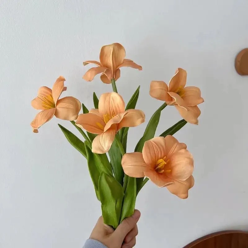Elegante Kunst Tulpen Blumenanordnung
