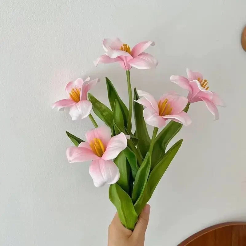Elegante Kunst Tulpen Blumenanordnung