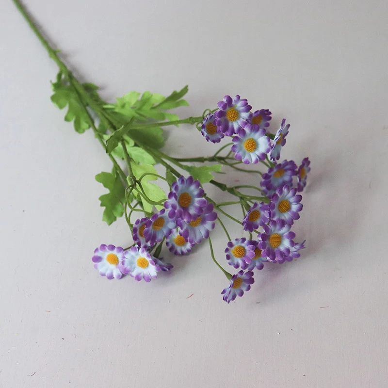 Dekorative Blumenstängel für die Inneneinrichtung