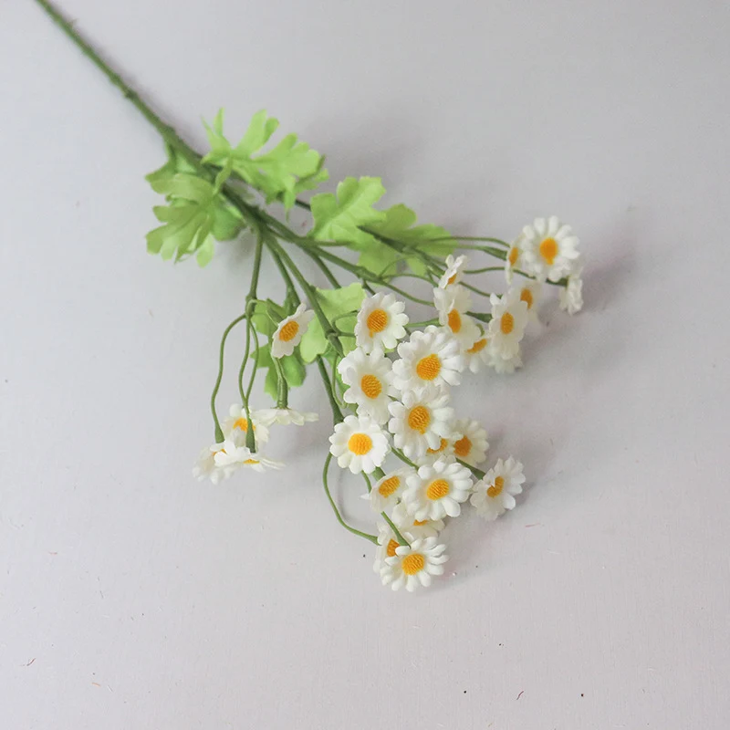 Dekorative Blumenstängel für die Inneneinrichtung