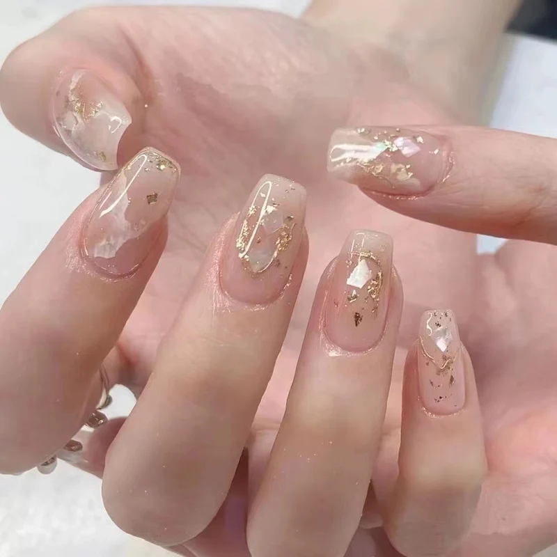Elegante Gold Leaf Press-On Nägel