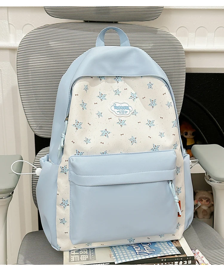 Verspielter Rucksack mit Blumenmuster Skanto