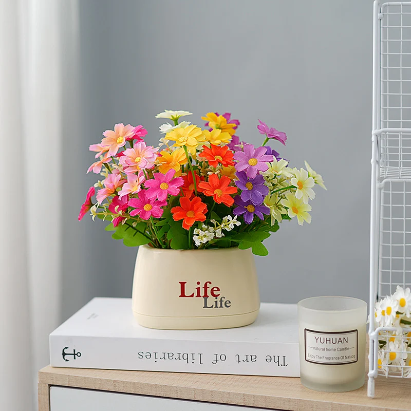 Dekorativer Blumenstrauß