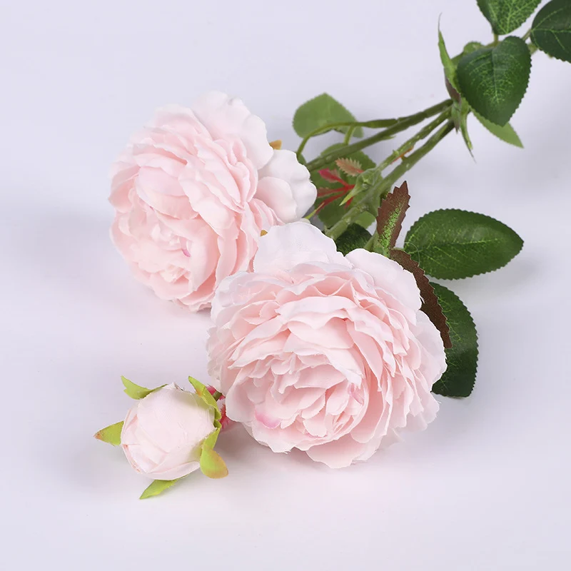 Künstlicher dekorativer blumiger Stiel