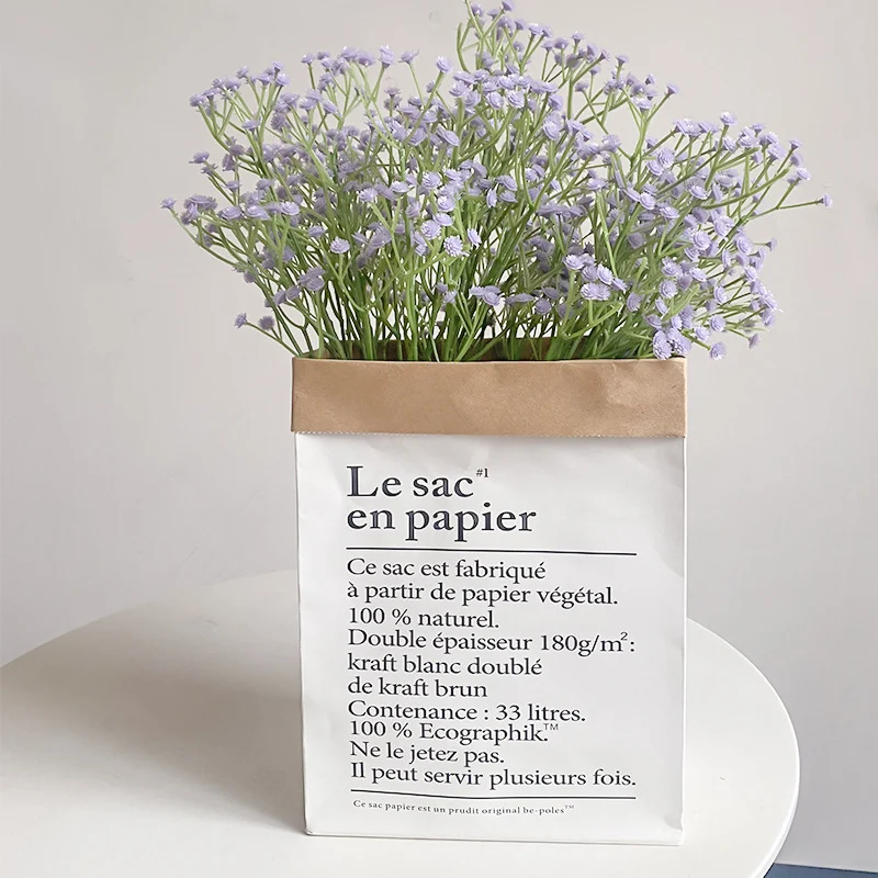 Dekorativer künstlicher Blumenstrauß
