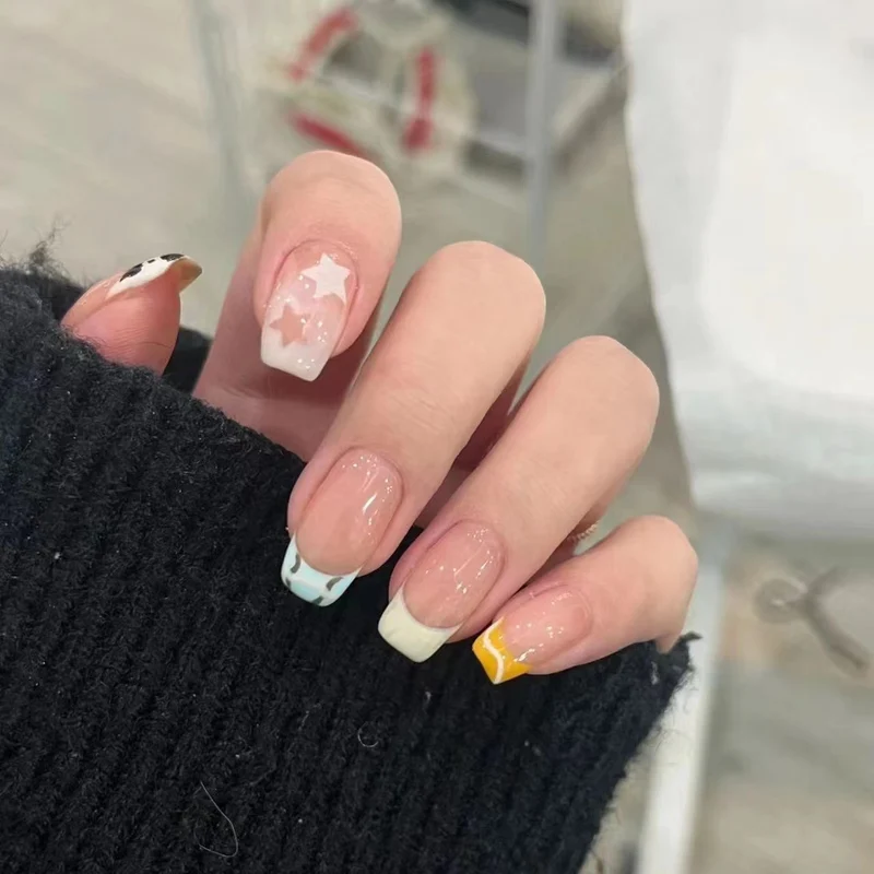 Dekorative Nagelkunst