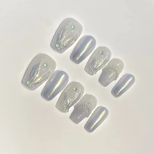 Künstlerisches dekoratives Press-on-Nagelset