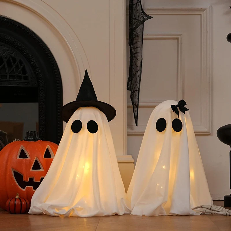 Dekorative Halloween Geisterfiguren