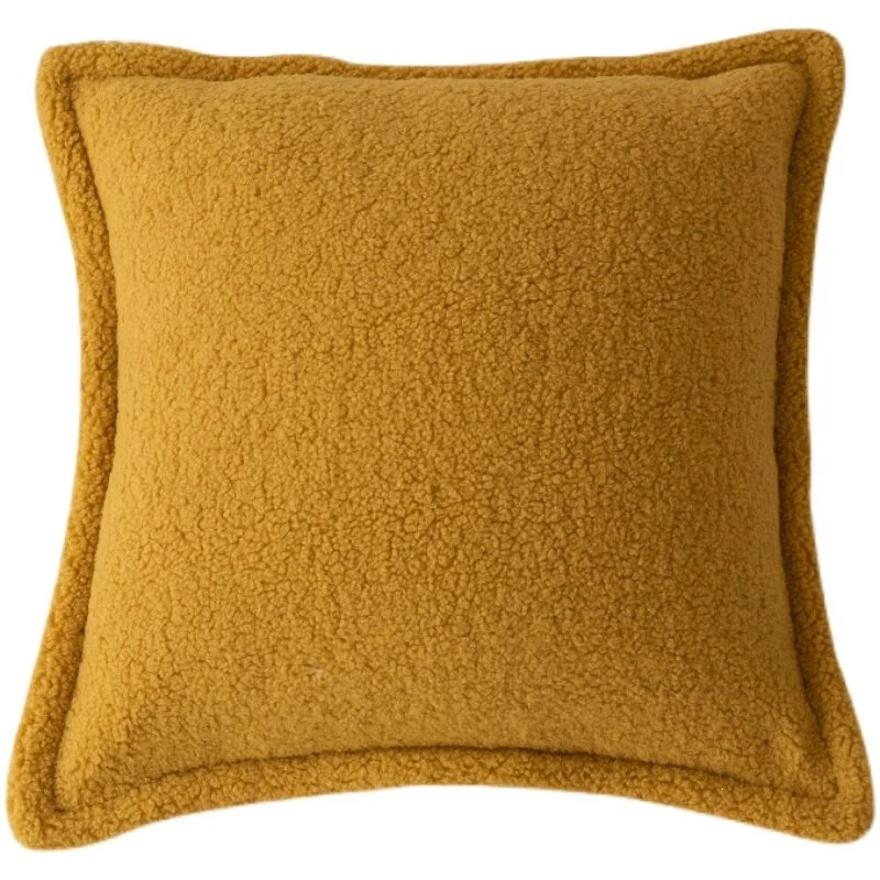 Dekoratives Teddy‑Fleece‑Kissen mit wattierter Füllung und Kedernaht