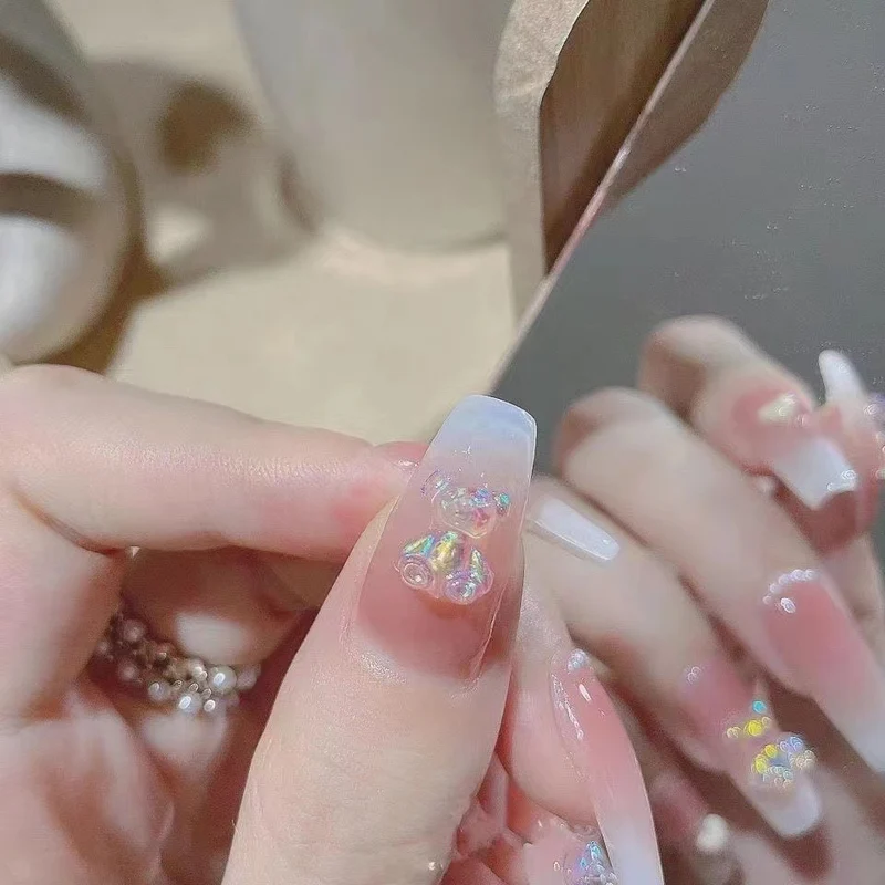 Künstlerisches 3D-Nageldesign