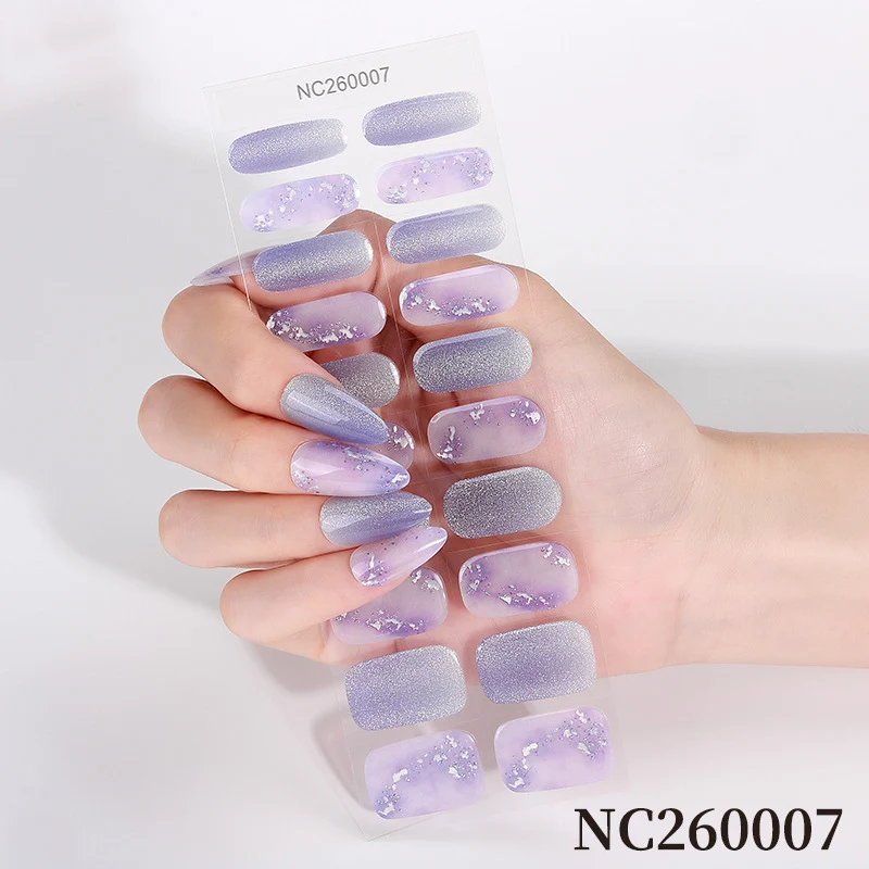Wasser-inspirierte Nagelwickel