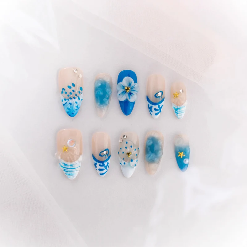 Künstlerisches Floral Dekoratives Press-On Nagelset