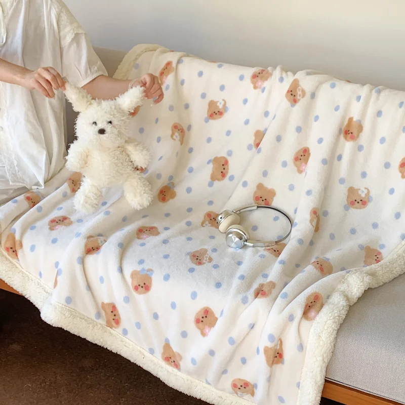 Wendbare Flauschdecke mit Cartoon-Katzenmotiv und Teddyfutter