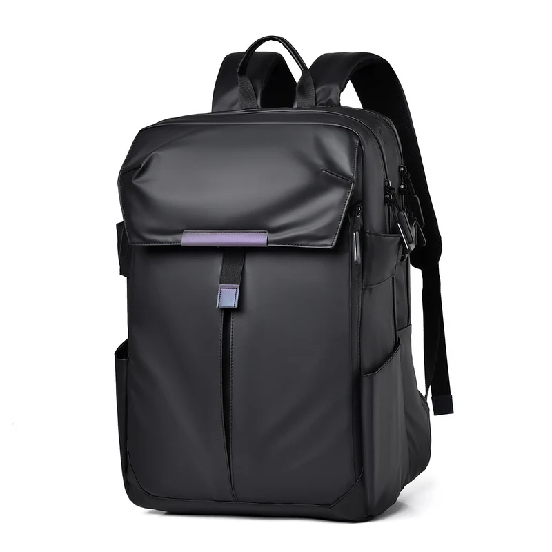 Urbaner Rucksack mit wasserdichtem Material und innovativem Stauraum Skanto