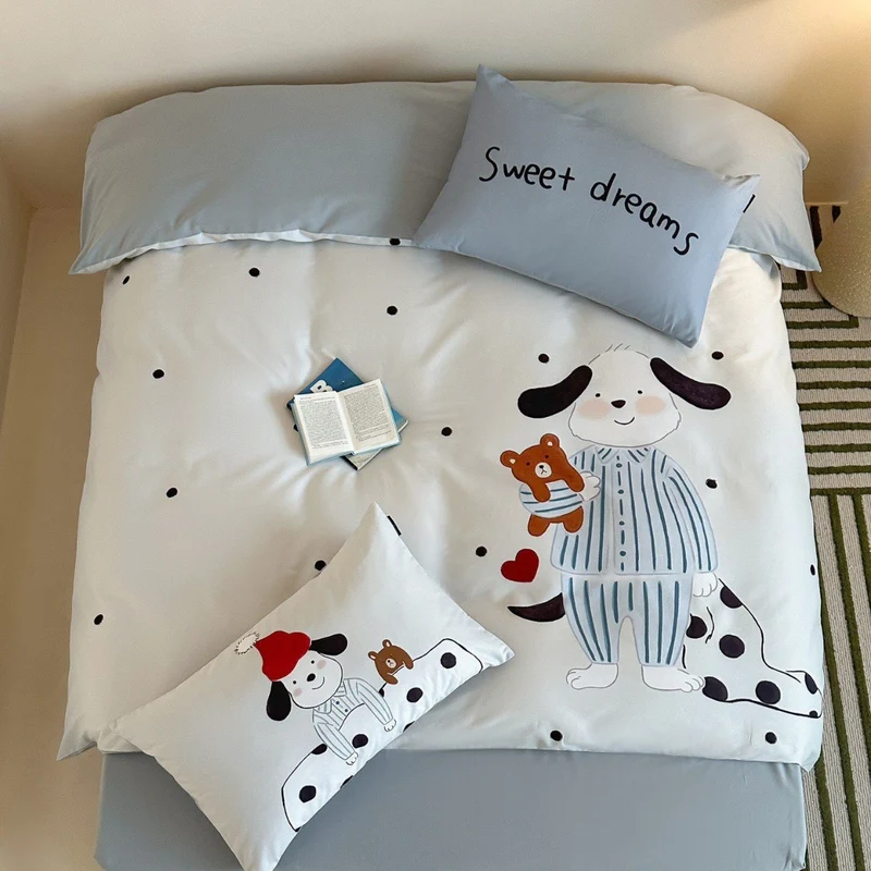 Mehrteiliges Bettbezug- und Kissenbezug-Set aus Baumwoll‑Musselin mit illustrativem Teddybär‑Familienprint