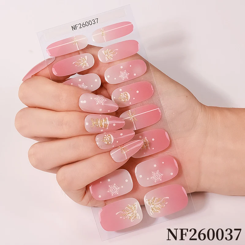 Festliche Weihnachts-Nagelkunst-Wickel