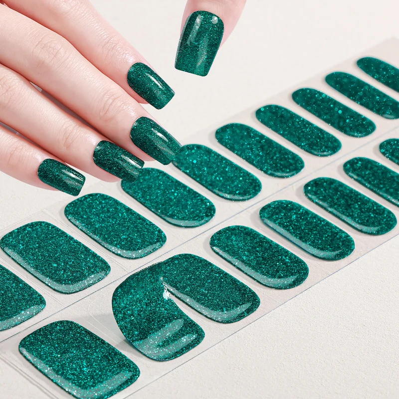 Elegante Glitzer Nagelwickel