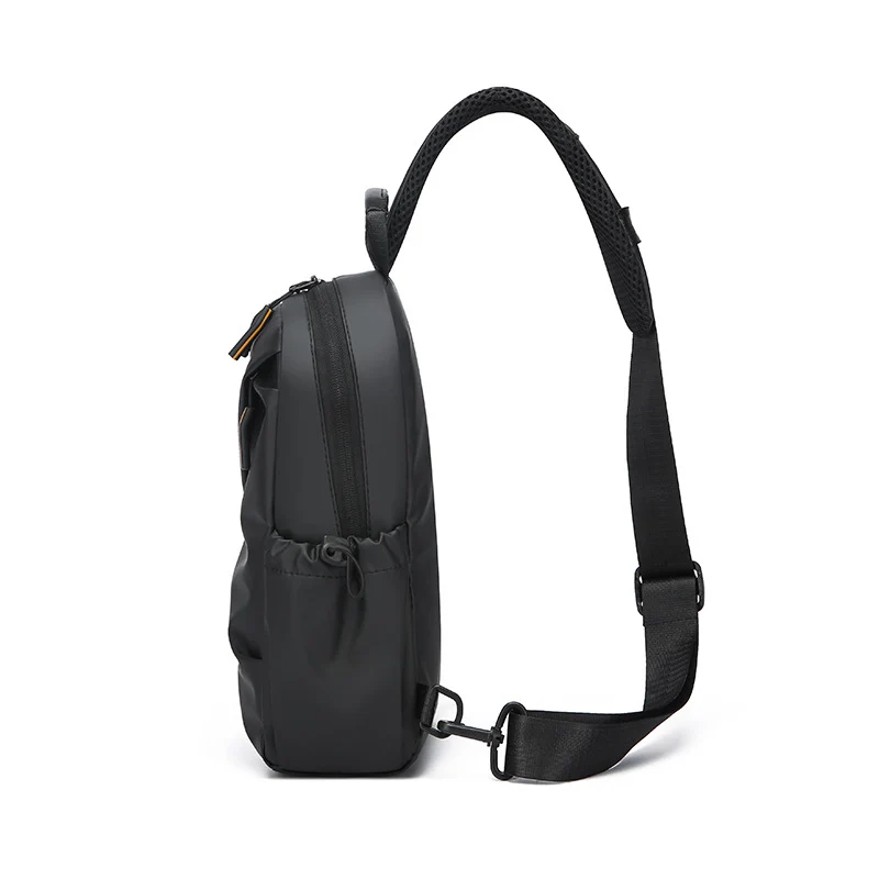 Sling Bag mit flexibler Fächeraufteilung und wasserabweisendem Material Skanto