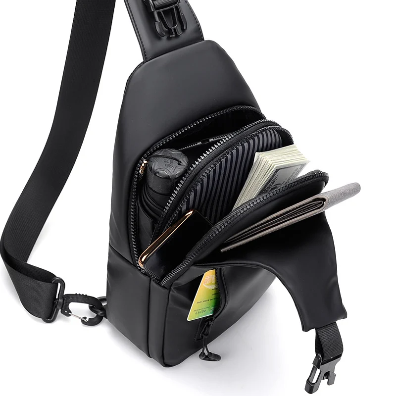 Sling Bag mit wasserabweisendem Material und praktischem Fächerdesign Skanto