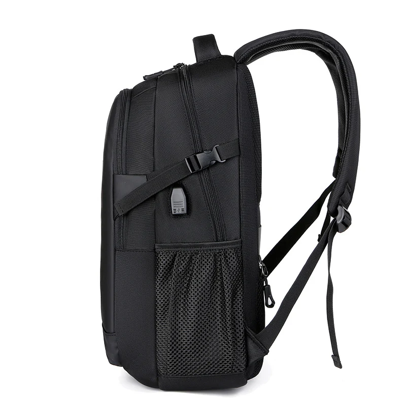 Rucksack mit wasserabweisendem Material und gepolstertem Laptopfach Skanto