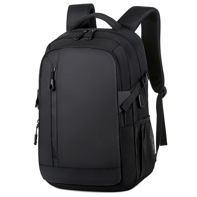 Rucksack mit wasserabweisendem Material und gepolstertem Laptopfach Skanto
