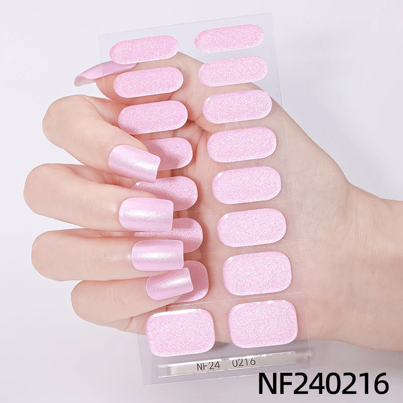 Elegante Gel-Nagel-Wickel