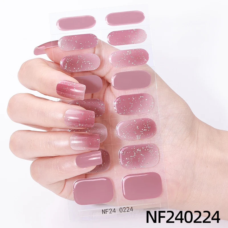 Elegante Gel-Nagel-Wickel