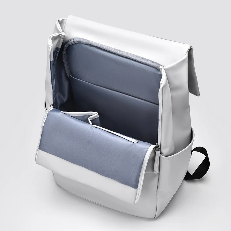 Hochwertiger Rucksack mit innovativem Rolltop-Verschluss und praktischen Außentaschen Skanto