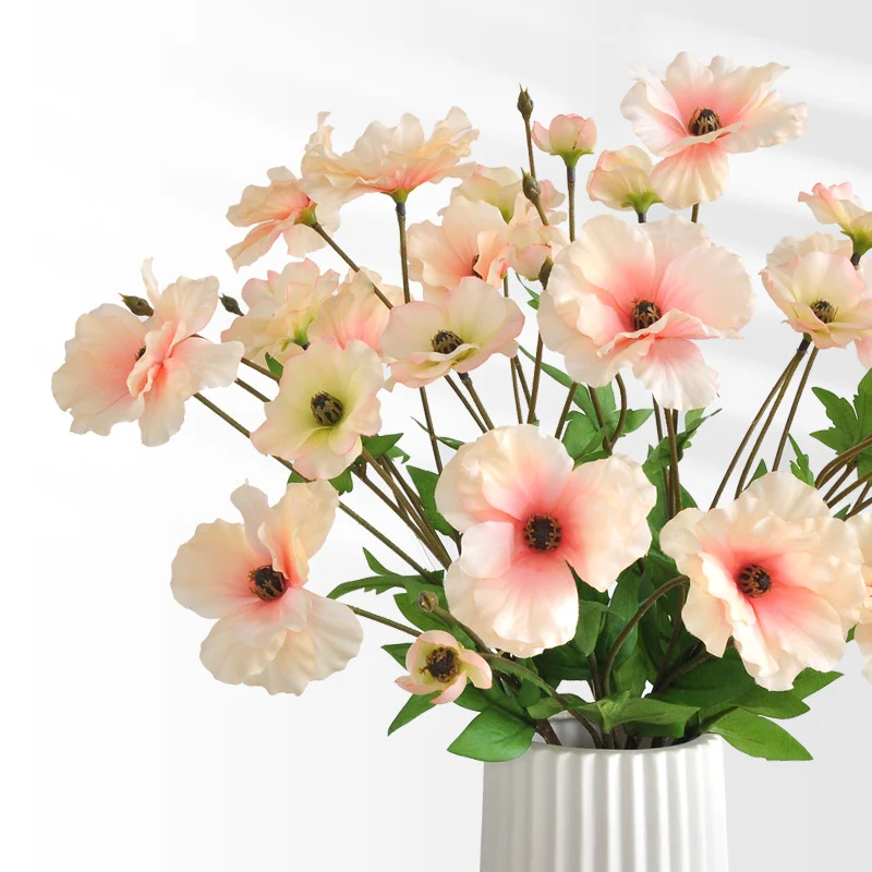 Dekorative Blumenanordnung