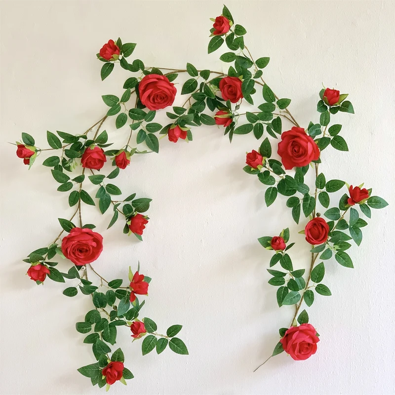 Dekorativer Blumen-Wandgirlande