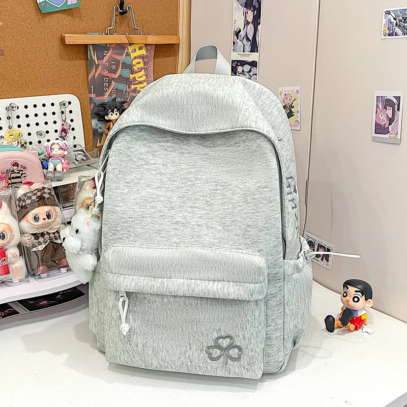 Geräumiger Schulrucksack mit mehreren Fächern Skanto