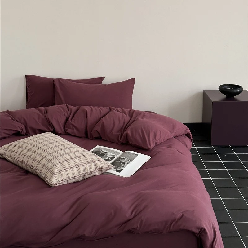Minimalistisches Makosatin-Bettwäscheset mit extra-weicher Oberfläche und pflegeleichter Webung