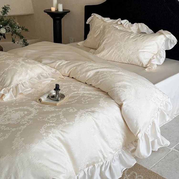 Elegantes Bettwäscheset mit Jacquard-Blumenmuster, Volant und weichem Baumwollsatin