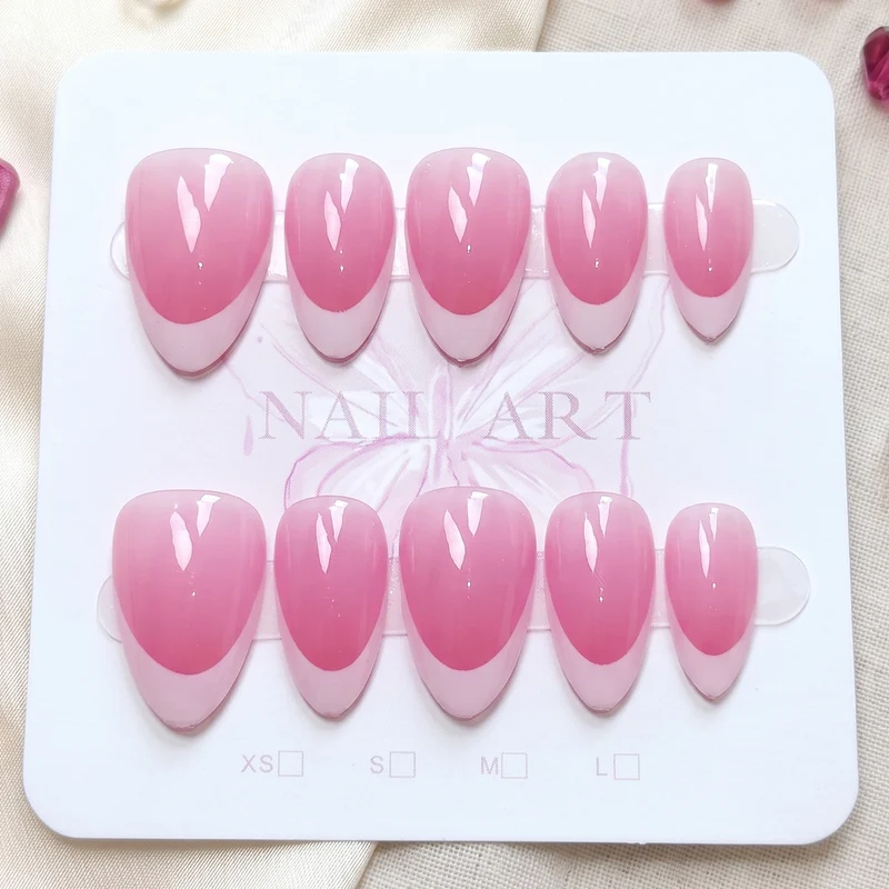 Chic mandelförmige Press-On Nagelset