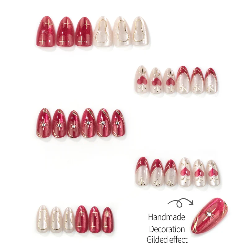 Künstlerisches Press-On-Nagelset mit Herz- und Stern-Designs