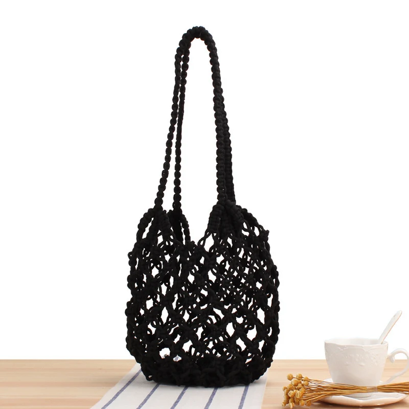 Handtasche aus handgeknüpftem Naturmaterial mit luftiger Struktur Skanto
