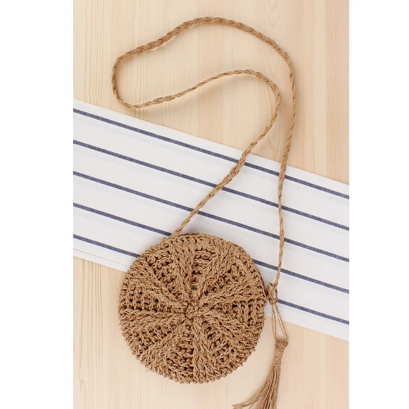 Handtasche aus handgeknüpftem Naturmaterial mit Fransen-Detail Skanto