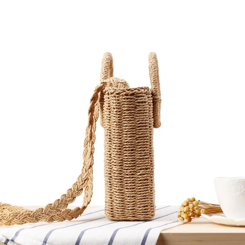 Handtasche aus geflochtenem Naturmaterial mit rundem Griff Skanto