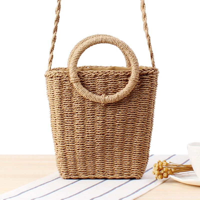 Handtasche aus geflochtenem Naturmaterial mit rundem Griff Skanto