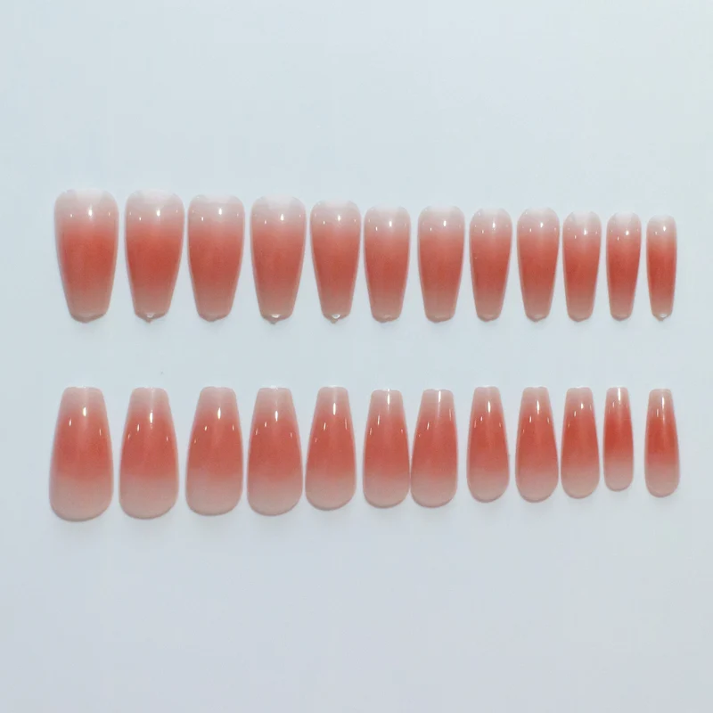 Elegante Ombre Acryl-Nagelverlängerungen