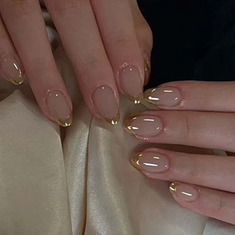Elegantes Metallic-Spitze Nagelkunstset