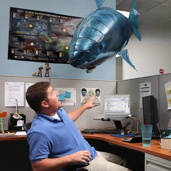 Air Shark - Der ferngesteuerte Fisch-Zeppelin | Skanto