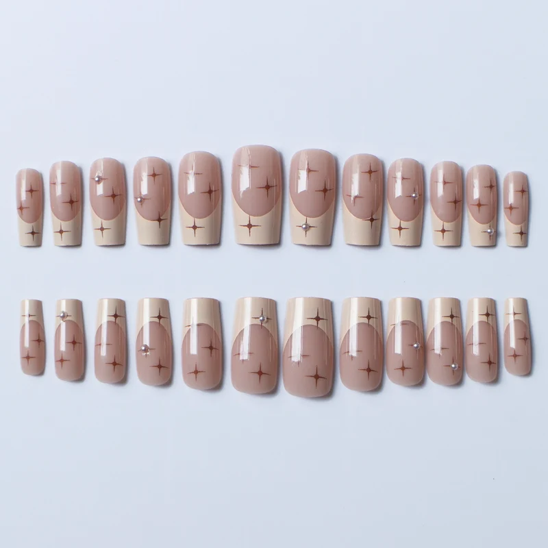 Elegante Lange Acrylnagelkunst