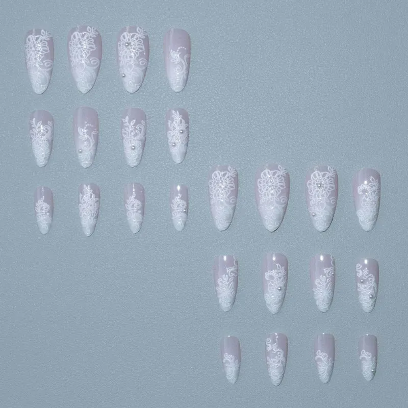 Elegantes Spitzen Design Acryl Nagelkunst Set