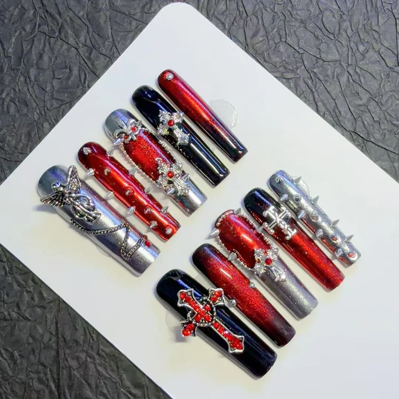 Gothic-Themen Dekorative Press-On Nagelkunst Set